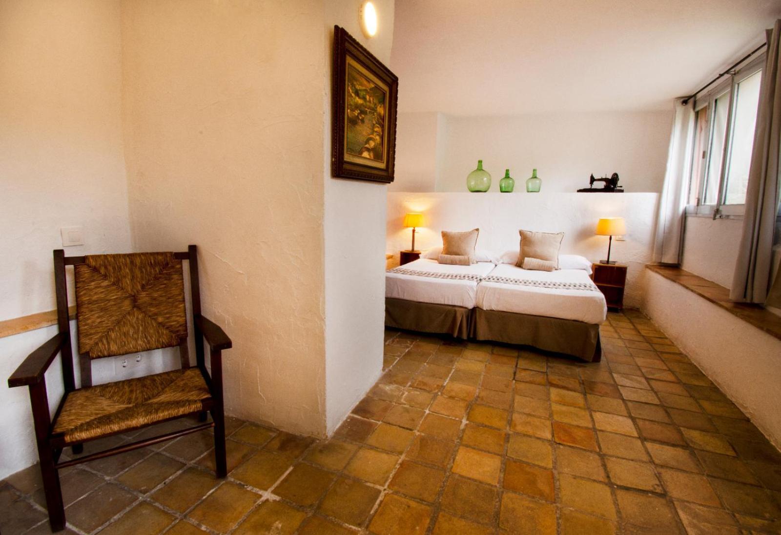 S'Hostal D'Esporles Bagian luar foto